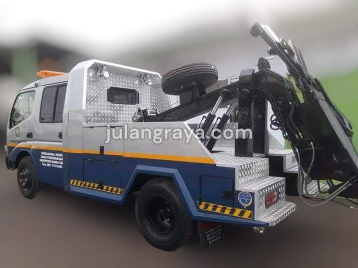 Spesialis pembuatan karoseri mobil derek